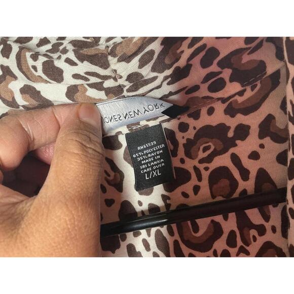 < NWOT Jones New York Leopard Print Robe > - Picture 3 of 4